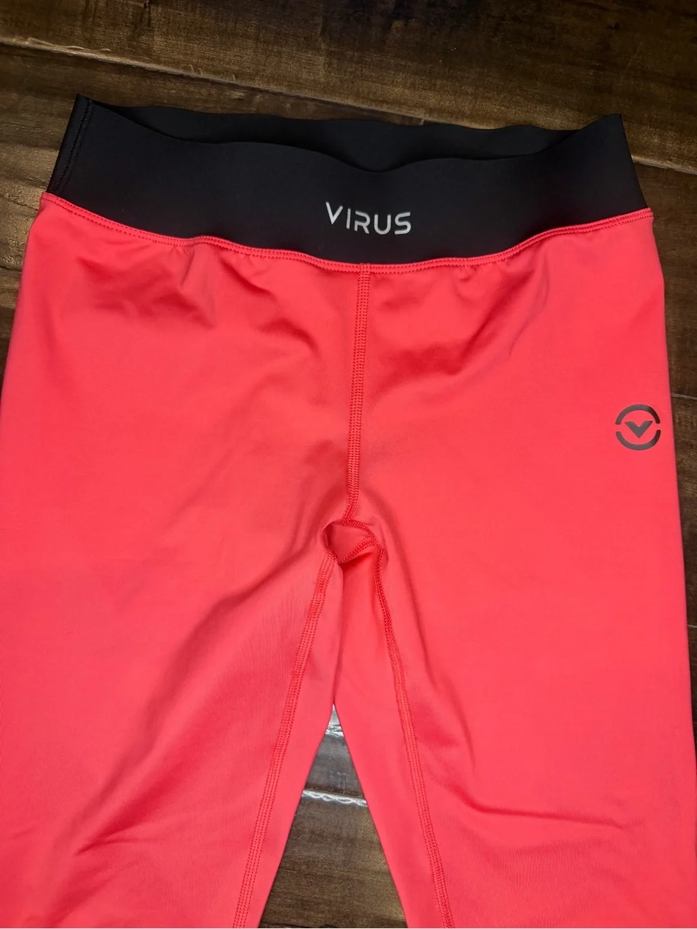 VIRUS Performance Compression Crop Leggings Coral Pink Womens Small No Size Tag